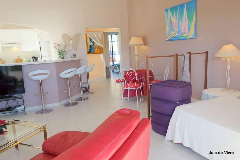 Photo of Bedroom in Mandelieu-la-Napoule Beach