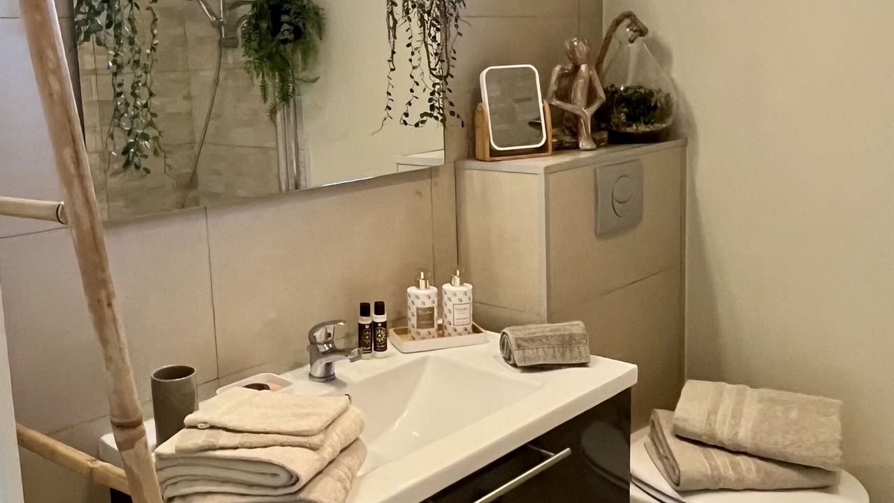 Photo of Bathroom in Mouans-Sartoux