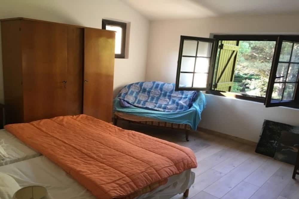 Photo of Bedroom in Bagnols-en-Foret