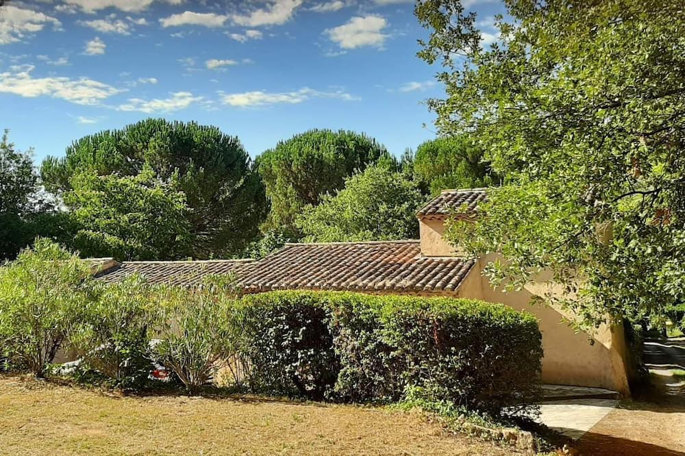 Photo of Outdoor in Bagnols-en-Foret