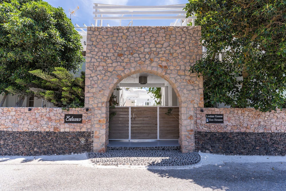 Photo of Outdoor in Perissa