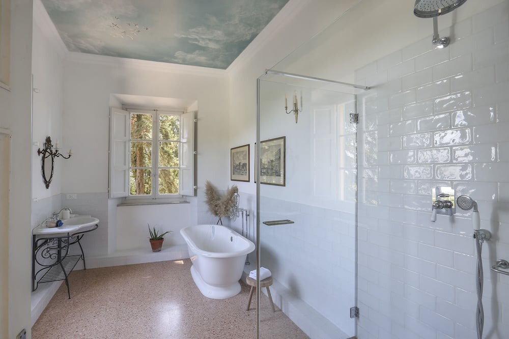 Photo of Bathroom in Nozanno