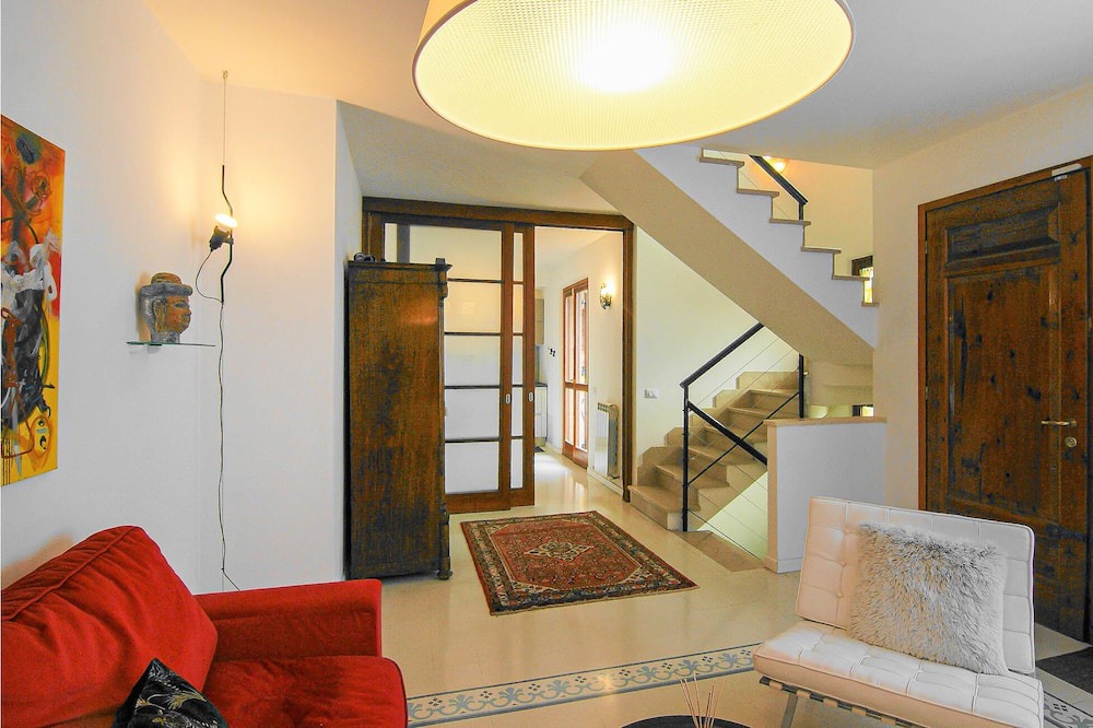 Photo of Bedroom in Corsanico-Bargecchia