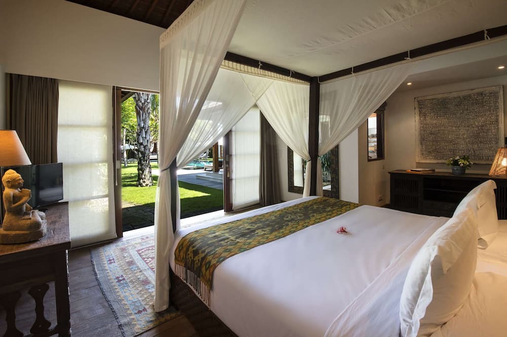 Photo of Bedroom in Drupadi