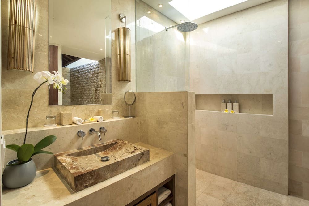 Photo of Bathroom in Drupadi