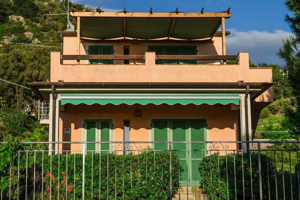 Photo of Outdoor in Patresi