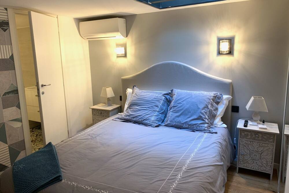 Photo of Bedroom in Old Town