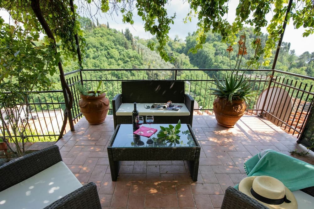 Photo of Outdoor in Santa Lucia