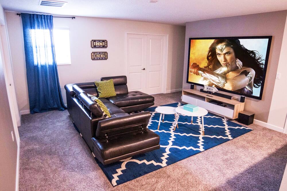 Photo of Livingroom in Davenport