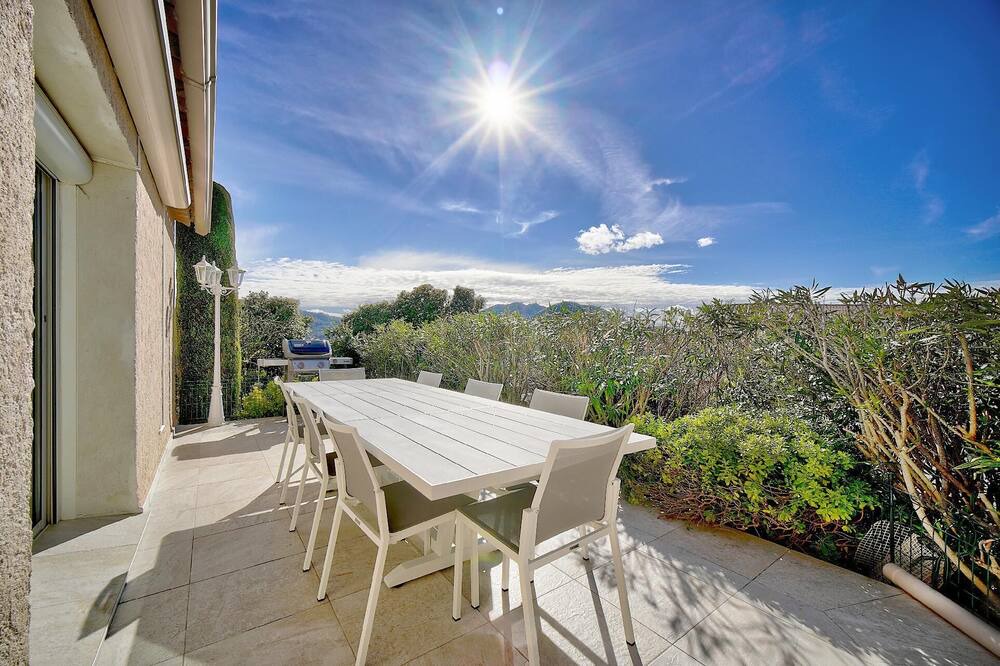 Photo of Patio Balcony in Les Adrets-de-l'Esterel