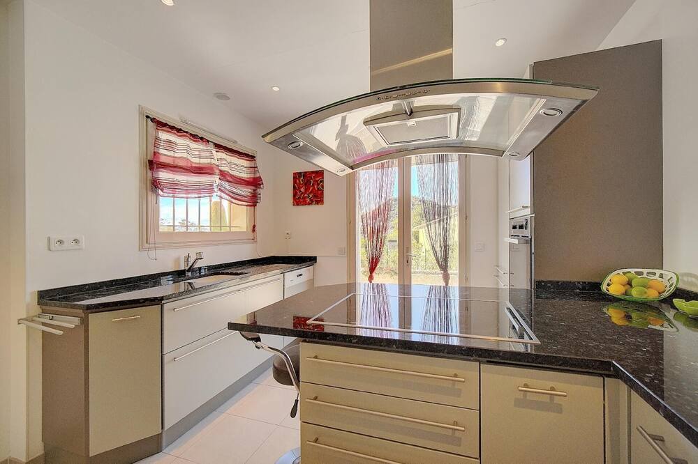 Photo of Kitchen in Les Adrets-de-l'Esterel