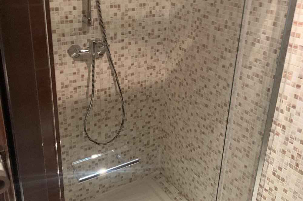 Photo of Bathroom in Jean-Medecin