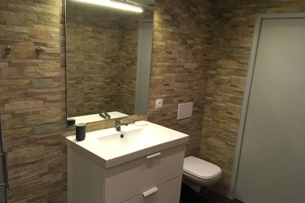 Photo of Bathroom in Jean-Medecin