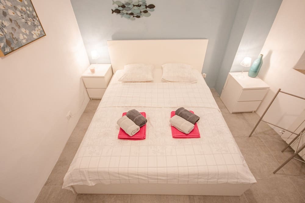 Photo of Bedroom in San Terenzo Monti