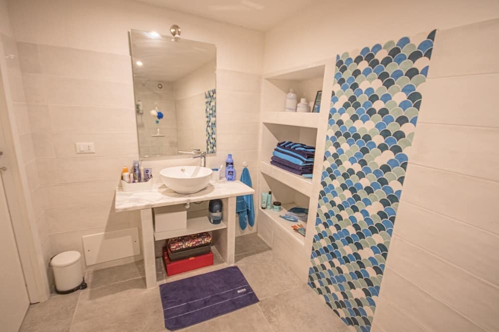 Photo of Bathroom in San Terenzo Monti