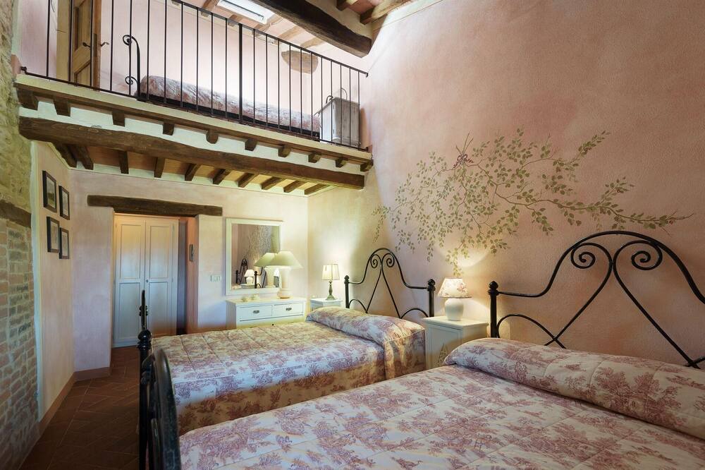 Photo of Bedroom in Bollano
