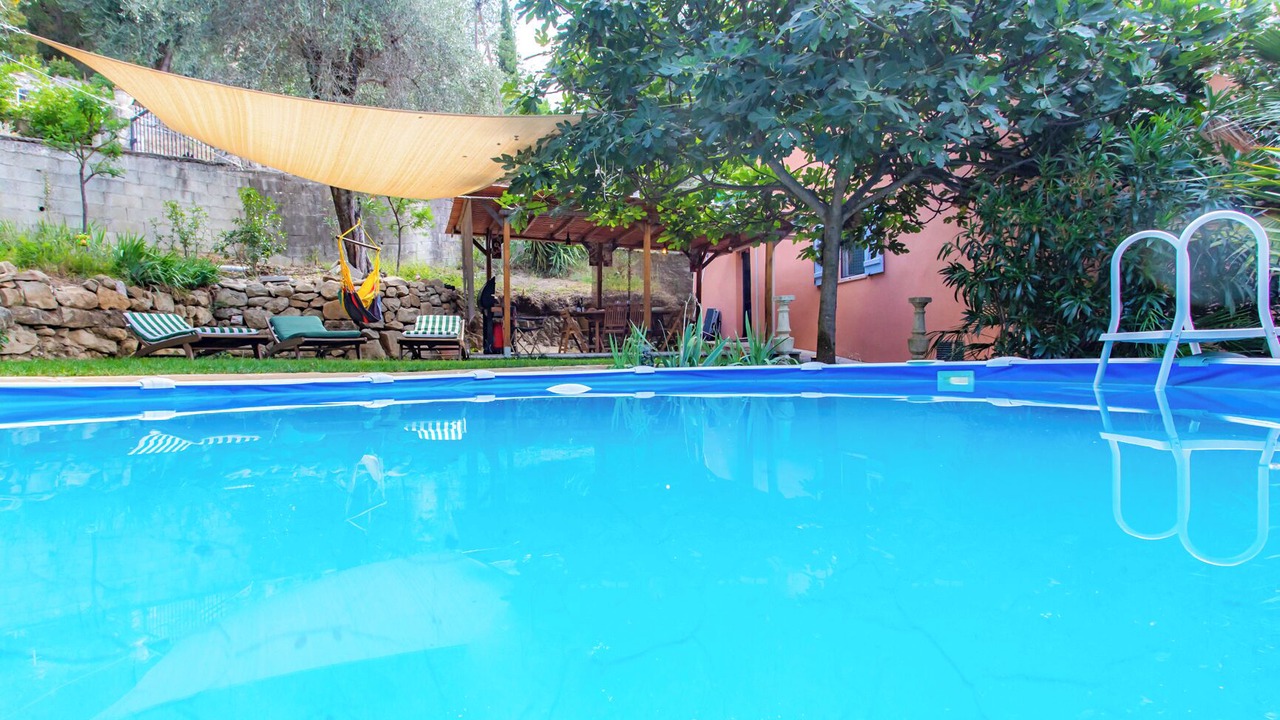 Photo of Outdoor in Contes