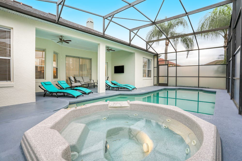Photo of Outdoor in Ridgewood Lakes