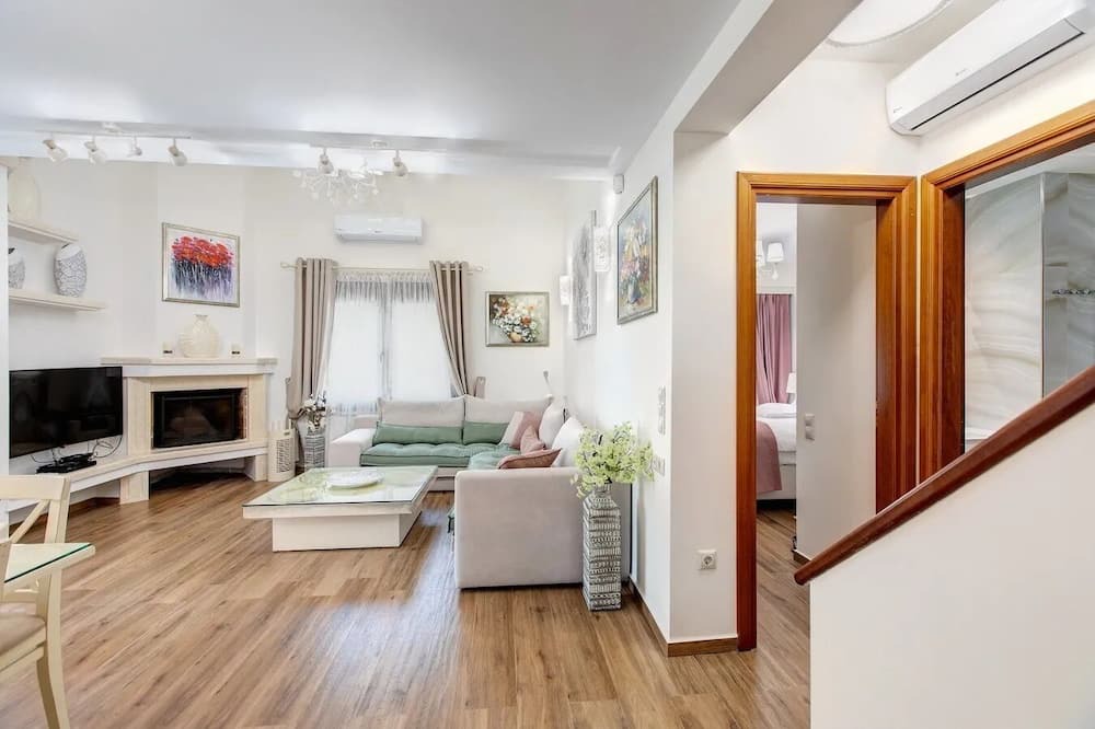 Photo of Livingroom in Pyrgos