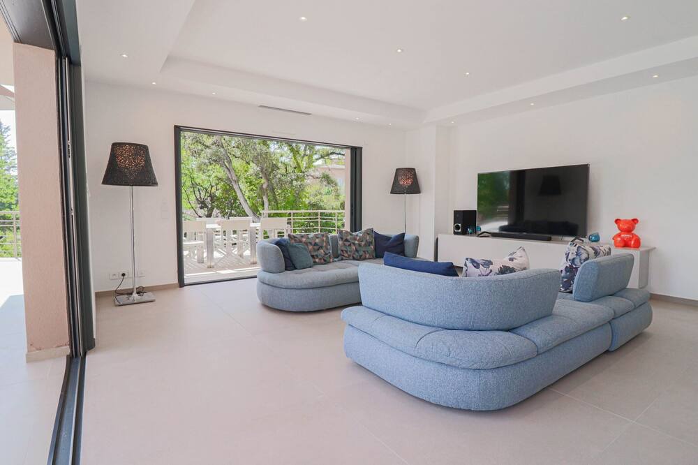 Photo of Livingroom in Biot