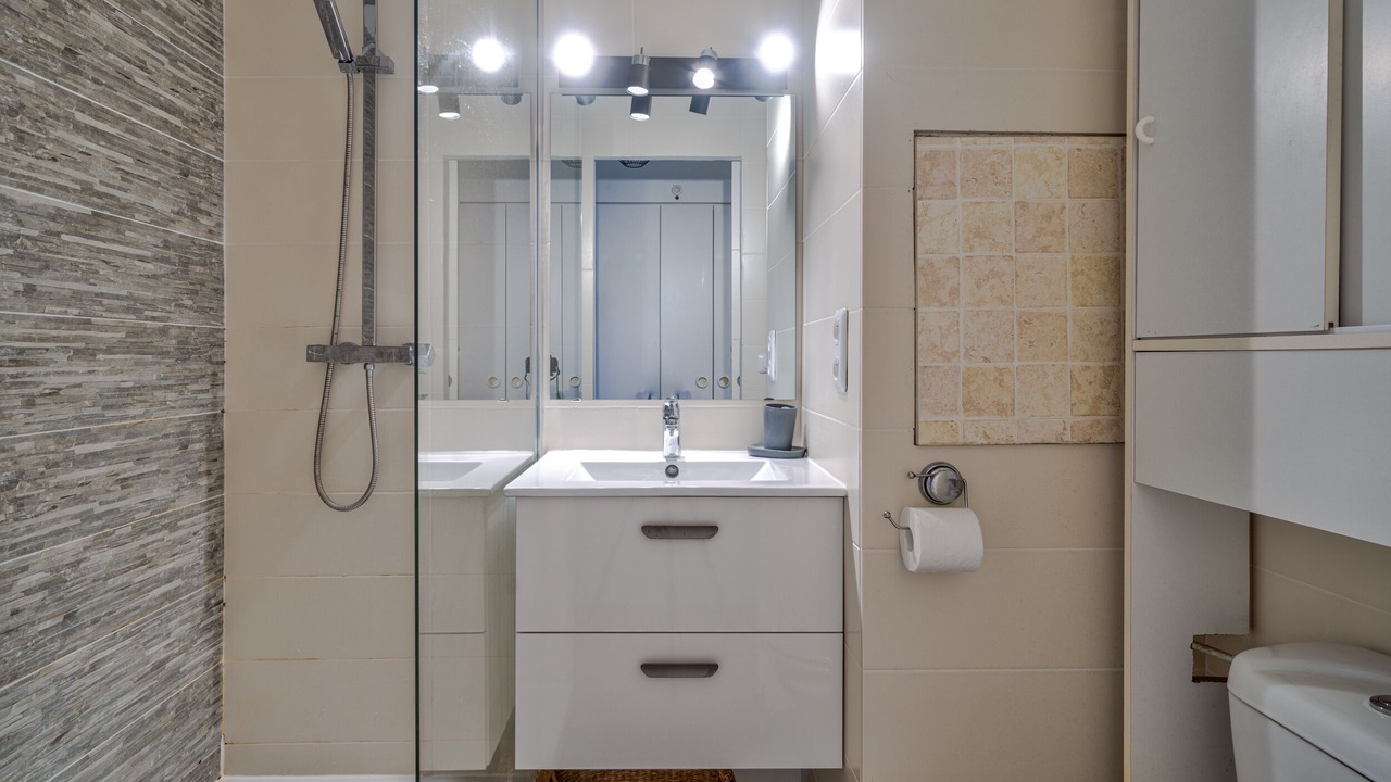 Photo of Bathroom in Cannes La Bocca