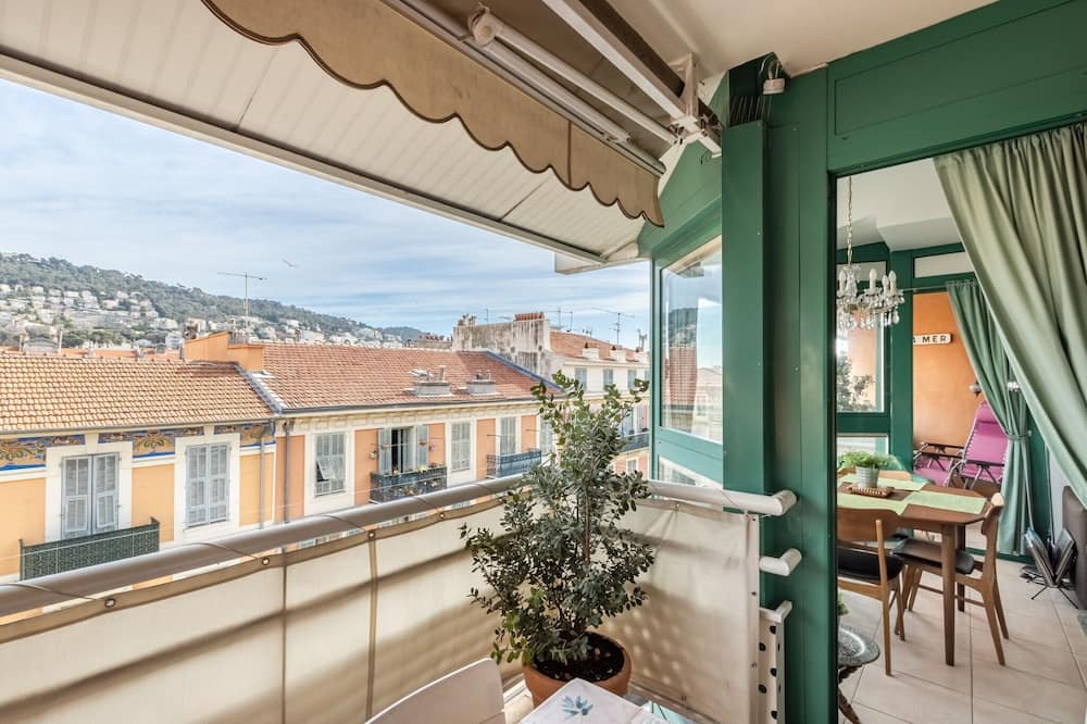 Photo of Patio Balcony in Quartier du Port