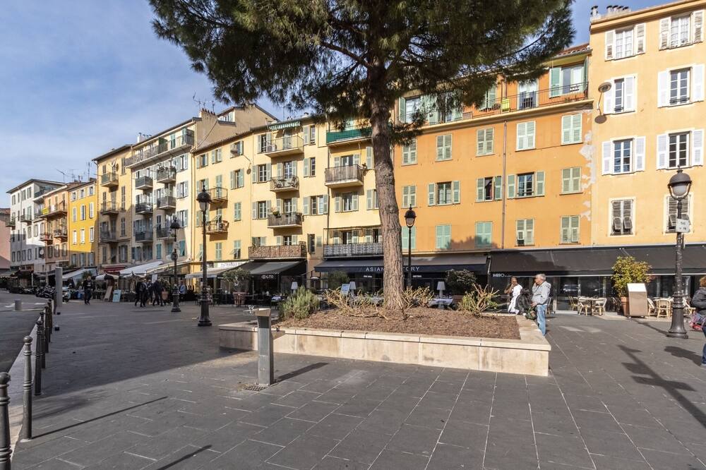 Photo of Outdoor in Quartier du Port