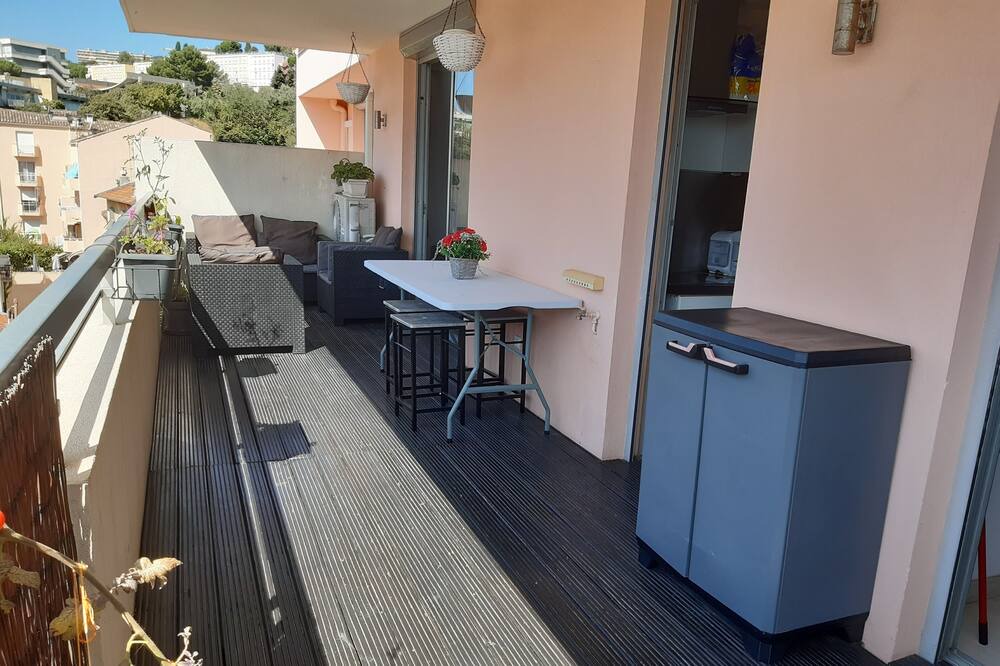 Photo of Patio Balcony in La Madeleine