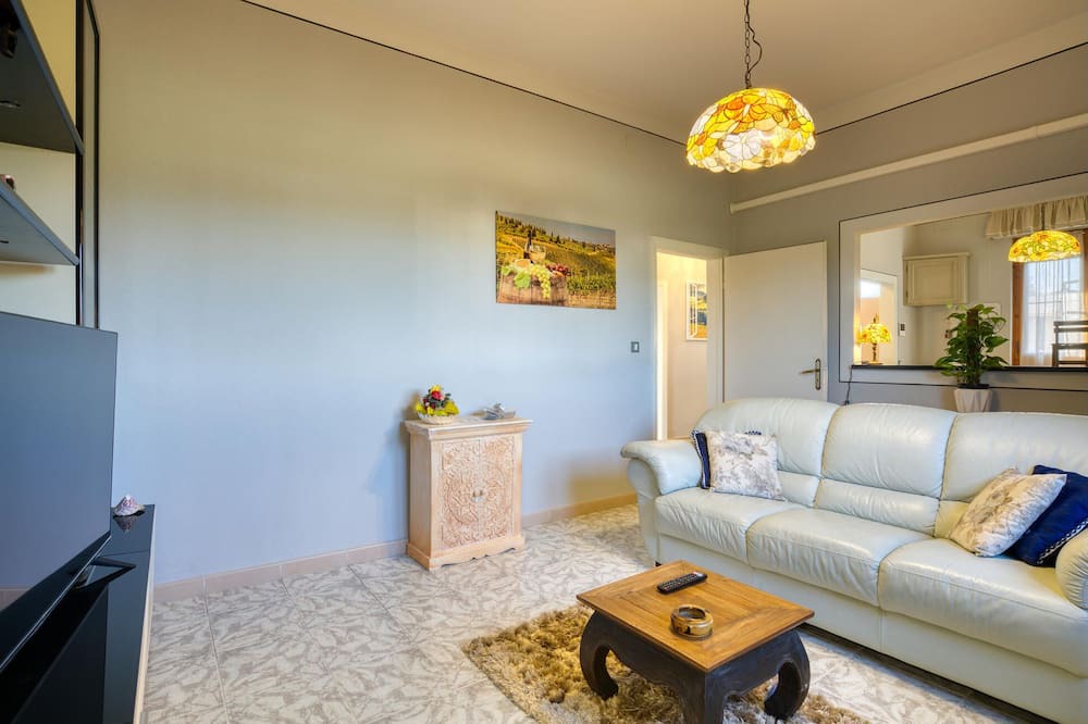 Photo of Bedroom in Altopascio