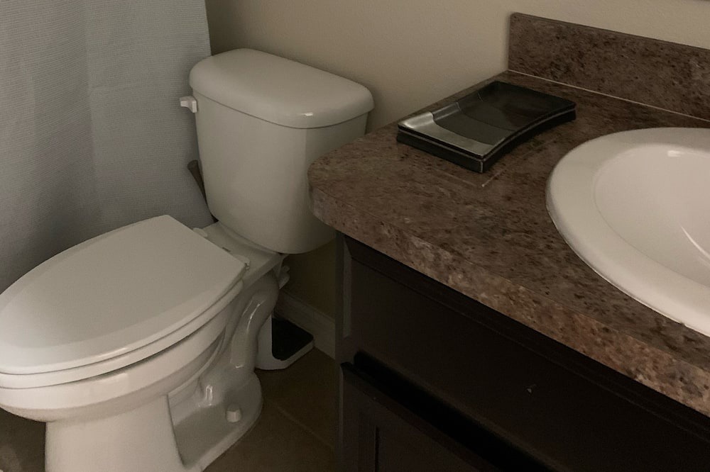 Photo of Bathroom in Cypress Pointe