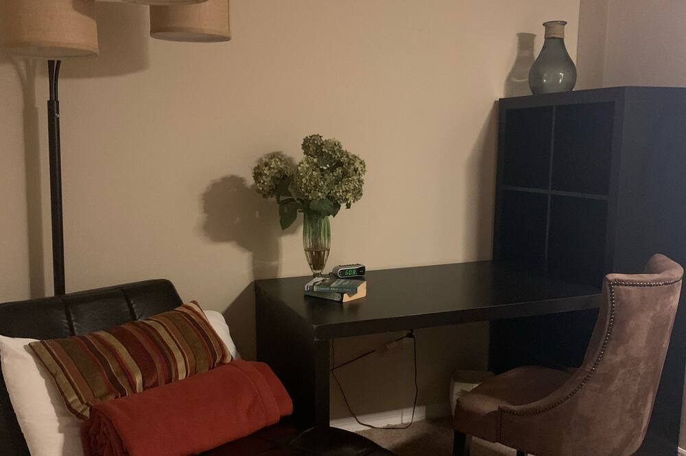 Photo of Bedroom in Cypress Pointe