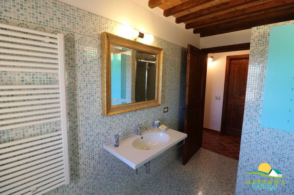 Photo of Bathroom in Piombino
