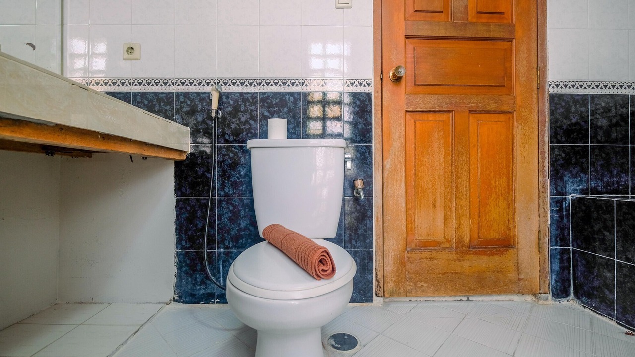 Photo of Bathroom in Gambir