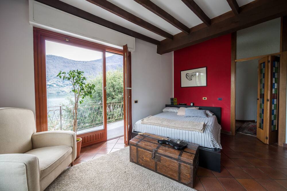 Photo of Bedroom in Brienno