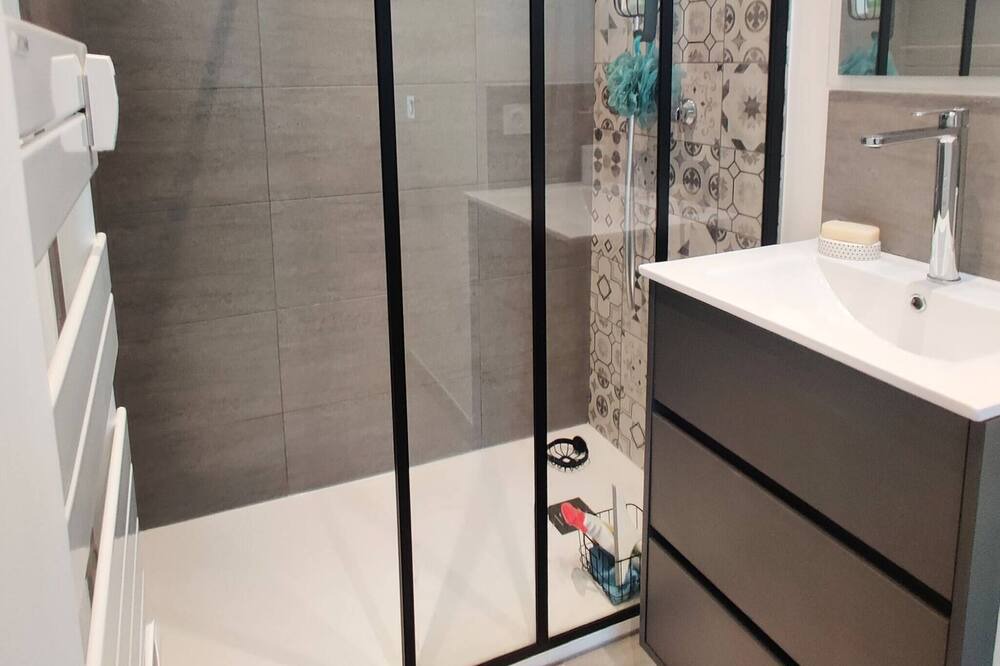 Photo of Bathroom in Fabron