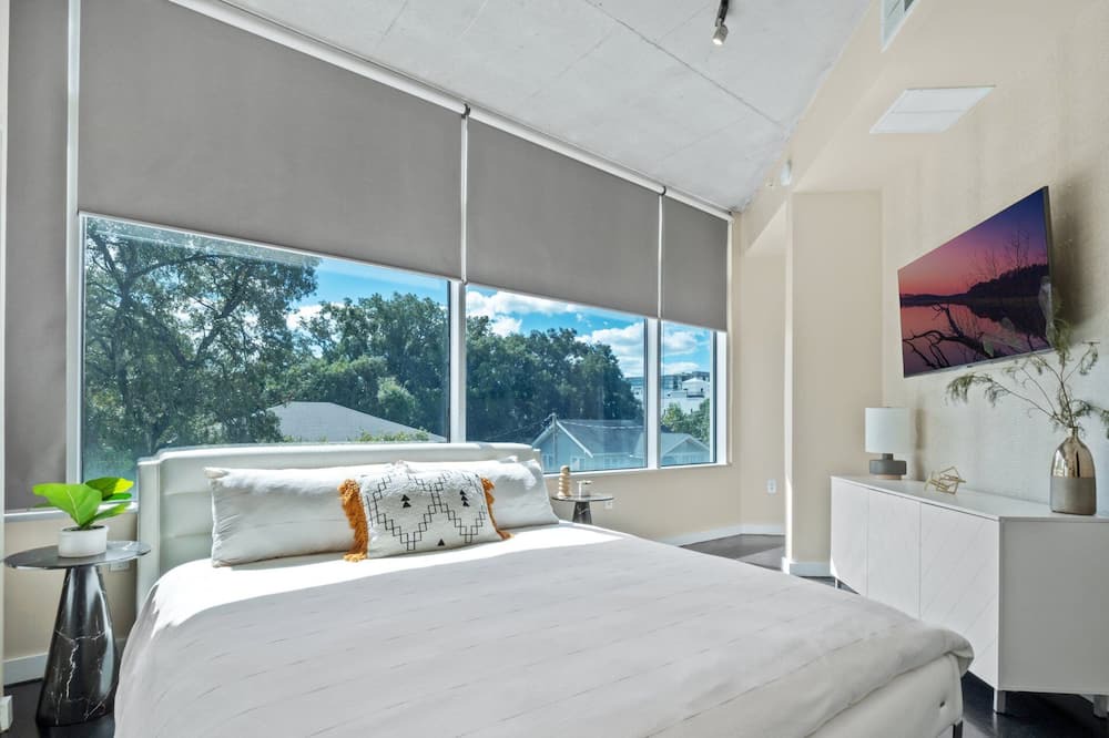 Photo of Bedroom in South Eola