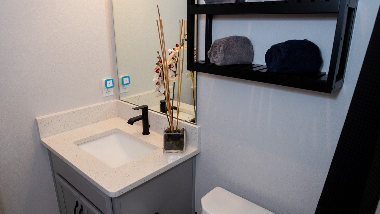 Photo of Bathroom in Colonialtown South