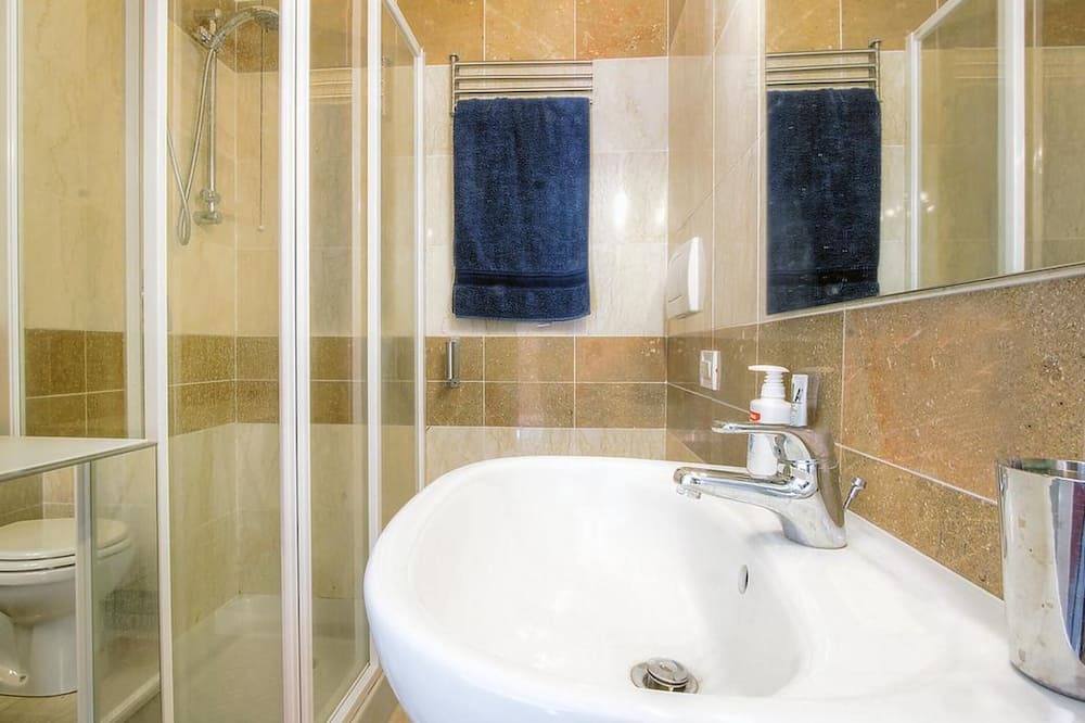Photo of Bathroom in Calambrone