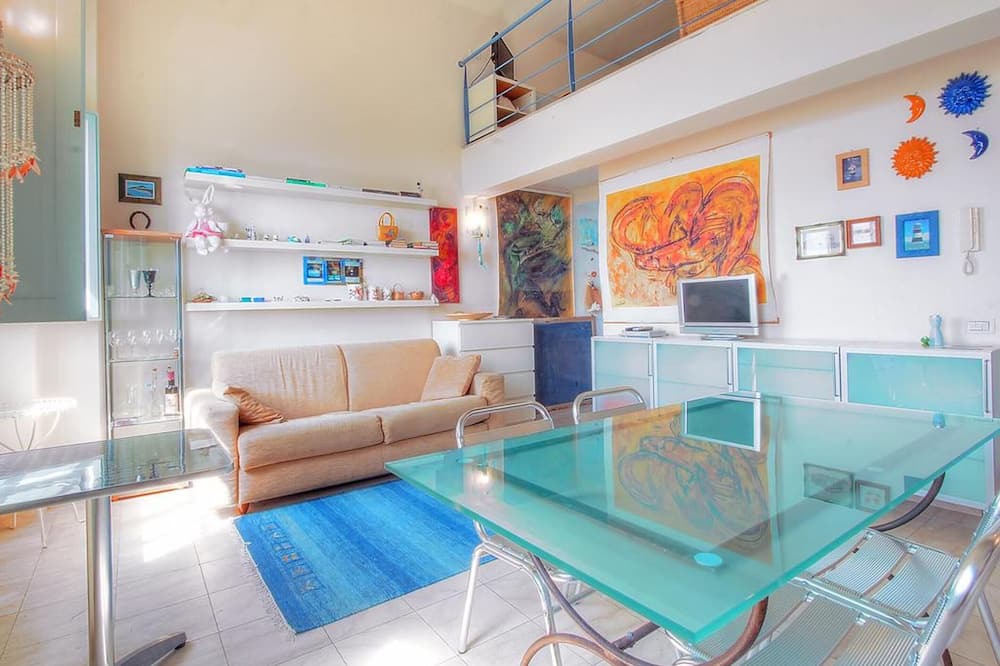 Photo of Livingroom in Calambrone