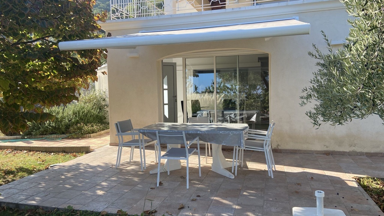 Photo of Outdoor in Gattieres