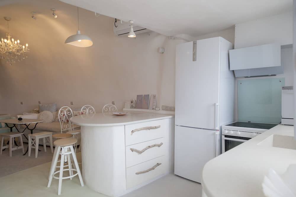 Photo of Kitchen in Akrotiri