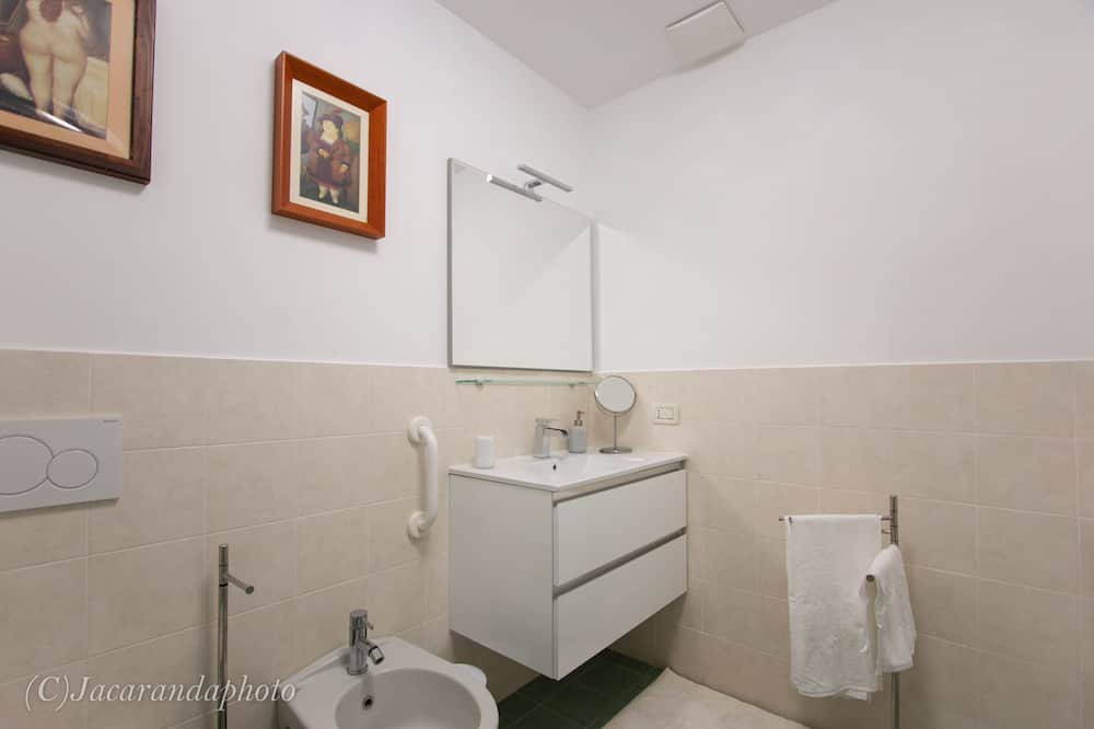 Photo of Bathroom in Pietrasanta