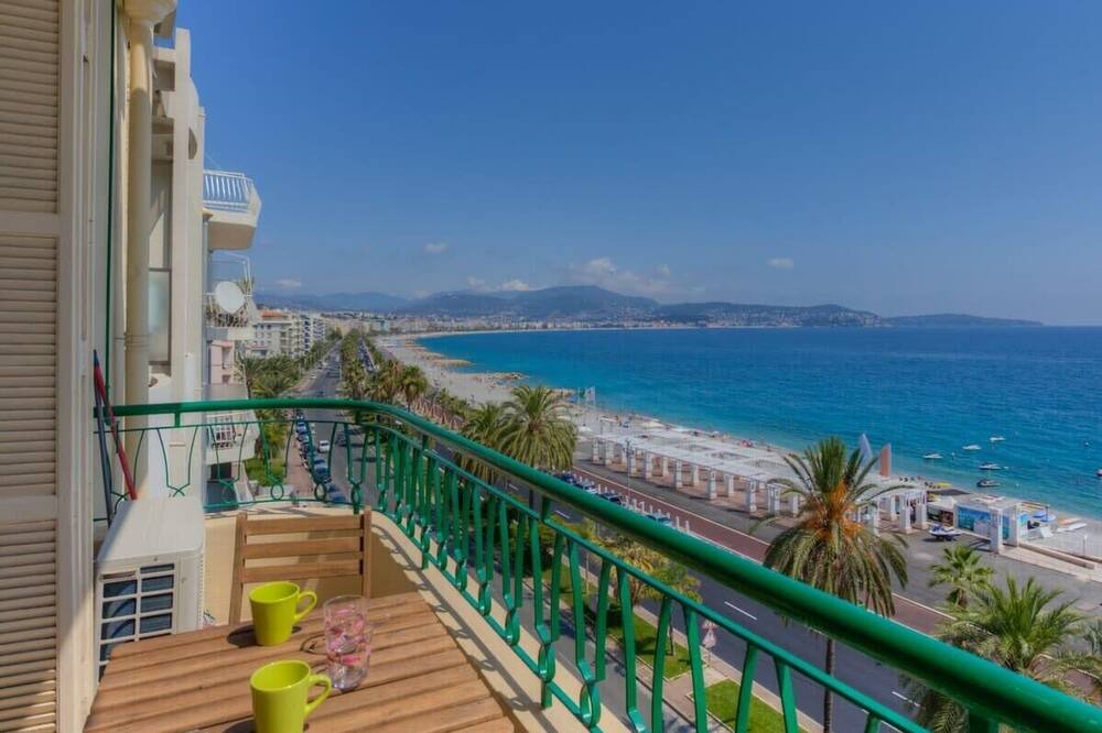 Photo of Patio Balcony in La Californie