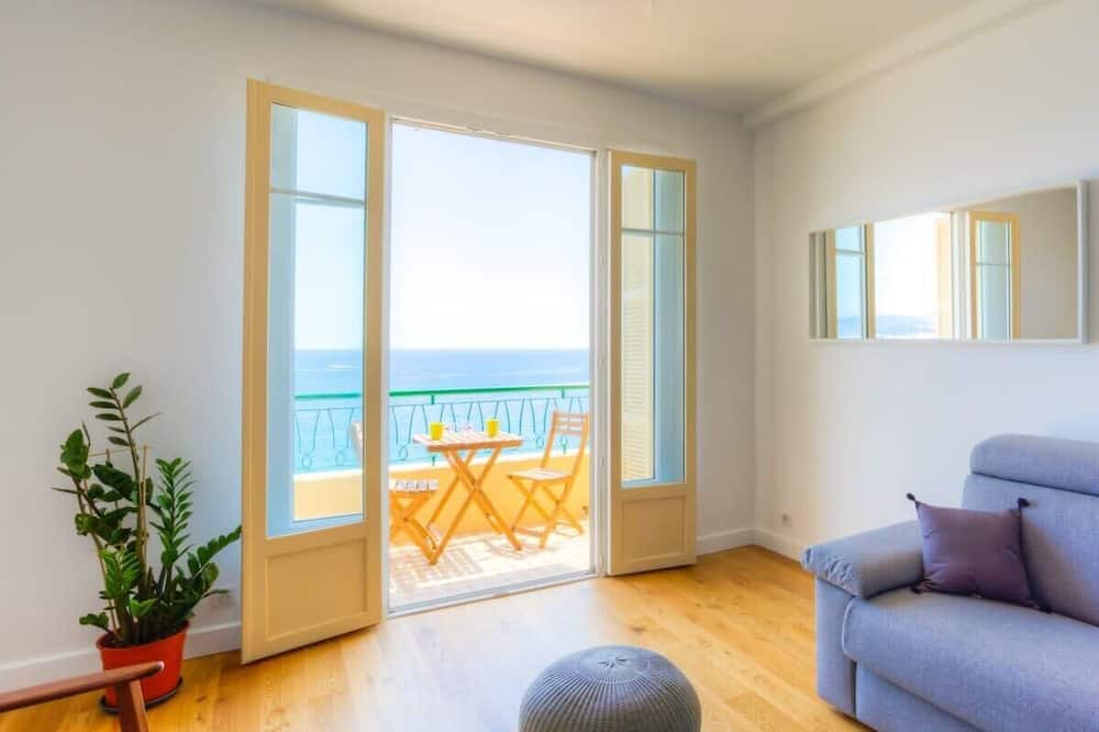 Photo of Livingroom in La Californie