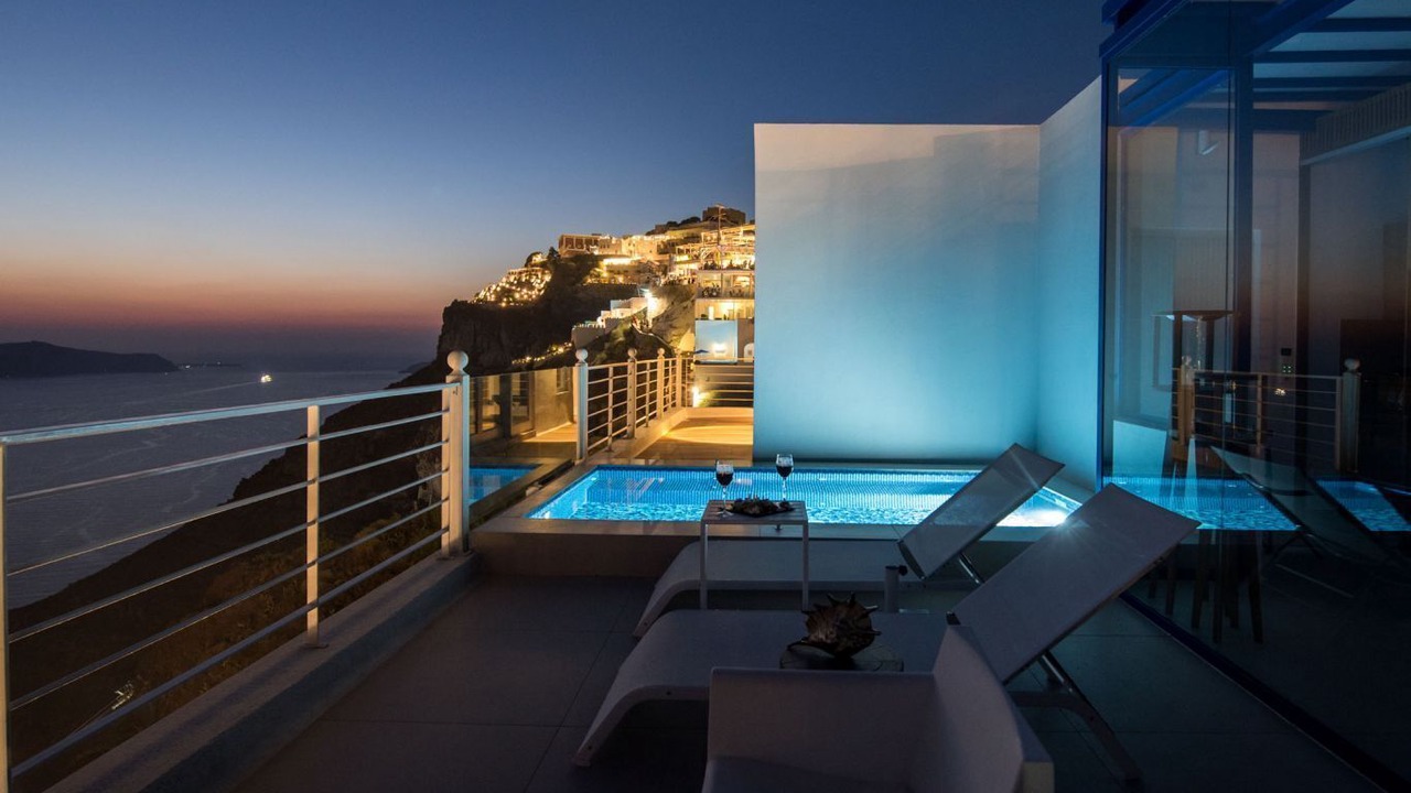 Photo of Outdoor in Fira