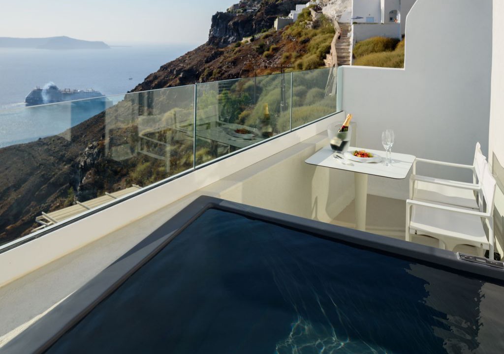Photo of Outdoor in Fira