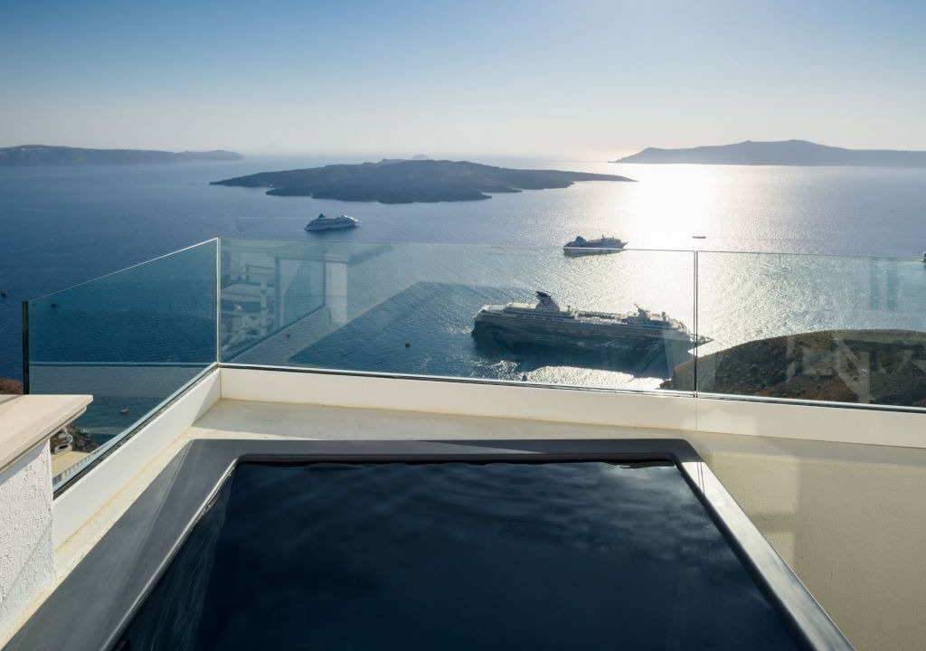 Photo of Outdoor in Fira