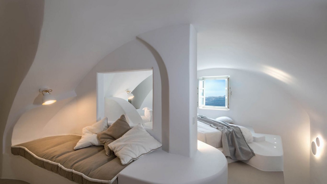 Photo of Bedroom in Fira