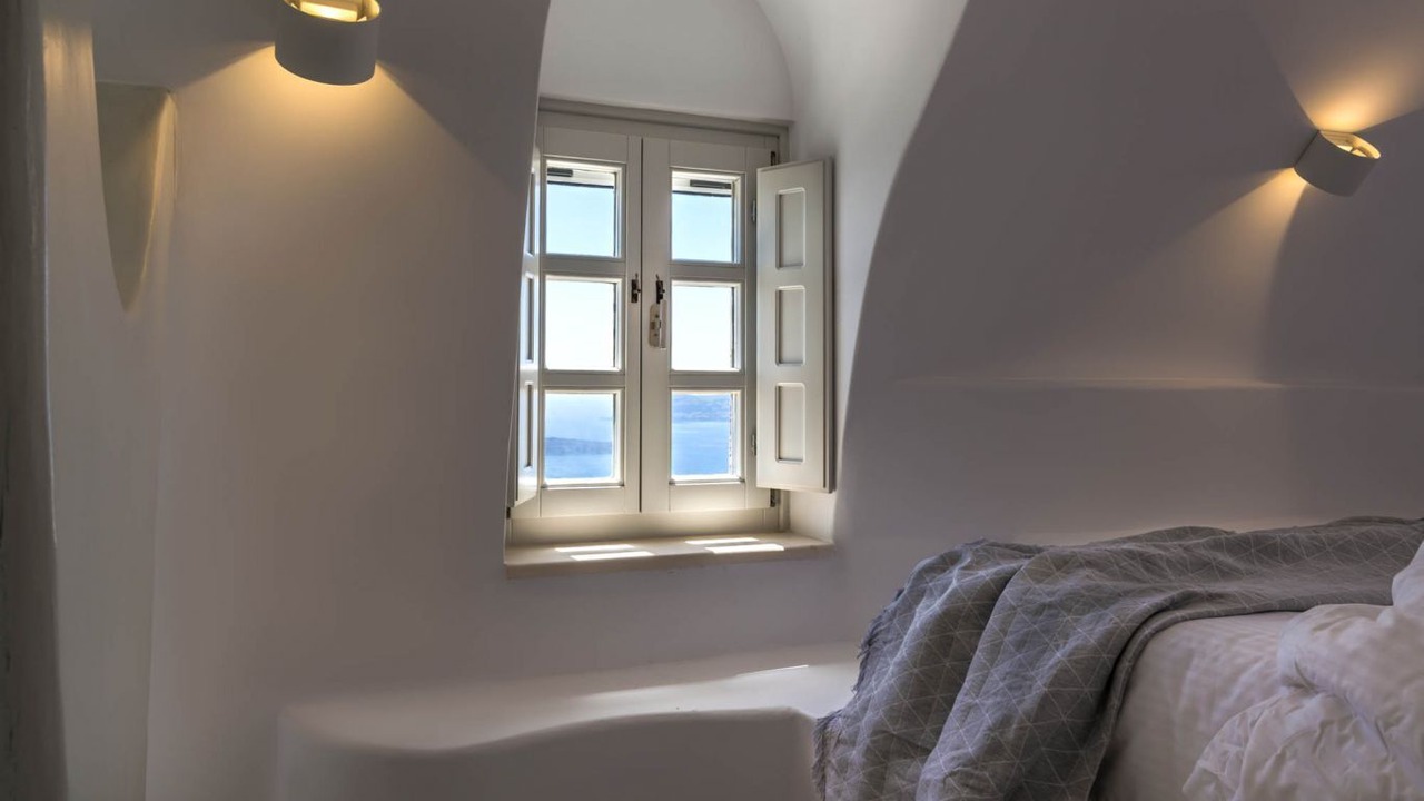 Photo of Bedroom in Fira