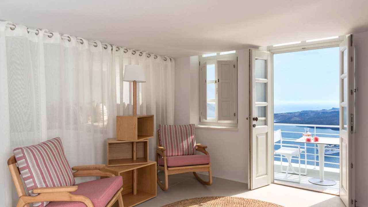 Photo of Bedroom in Fira